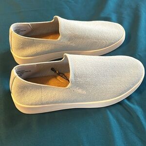 Women’s slip on shoes. Sonoma size 6.5. Light Blue. Like New